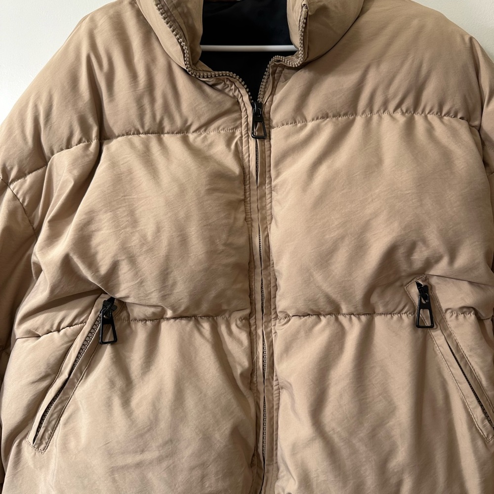 Women’s puffer jacket ! - Picture 4 of 4